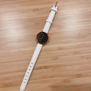Daniel Wellingtong ladies watches